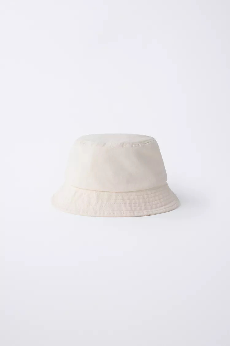 DescriptionColorContentsMeasurementsBucket hat. Contrasting stitch detail.Pink0653/613/620 | Zara US