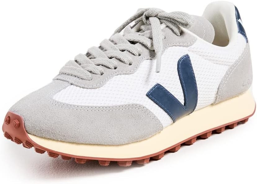 Veja Women's Rio Branco Sneakers | Amazon (US)