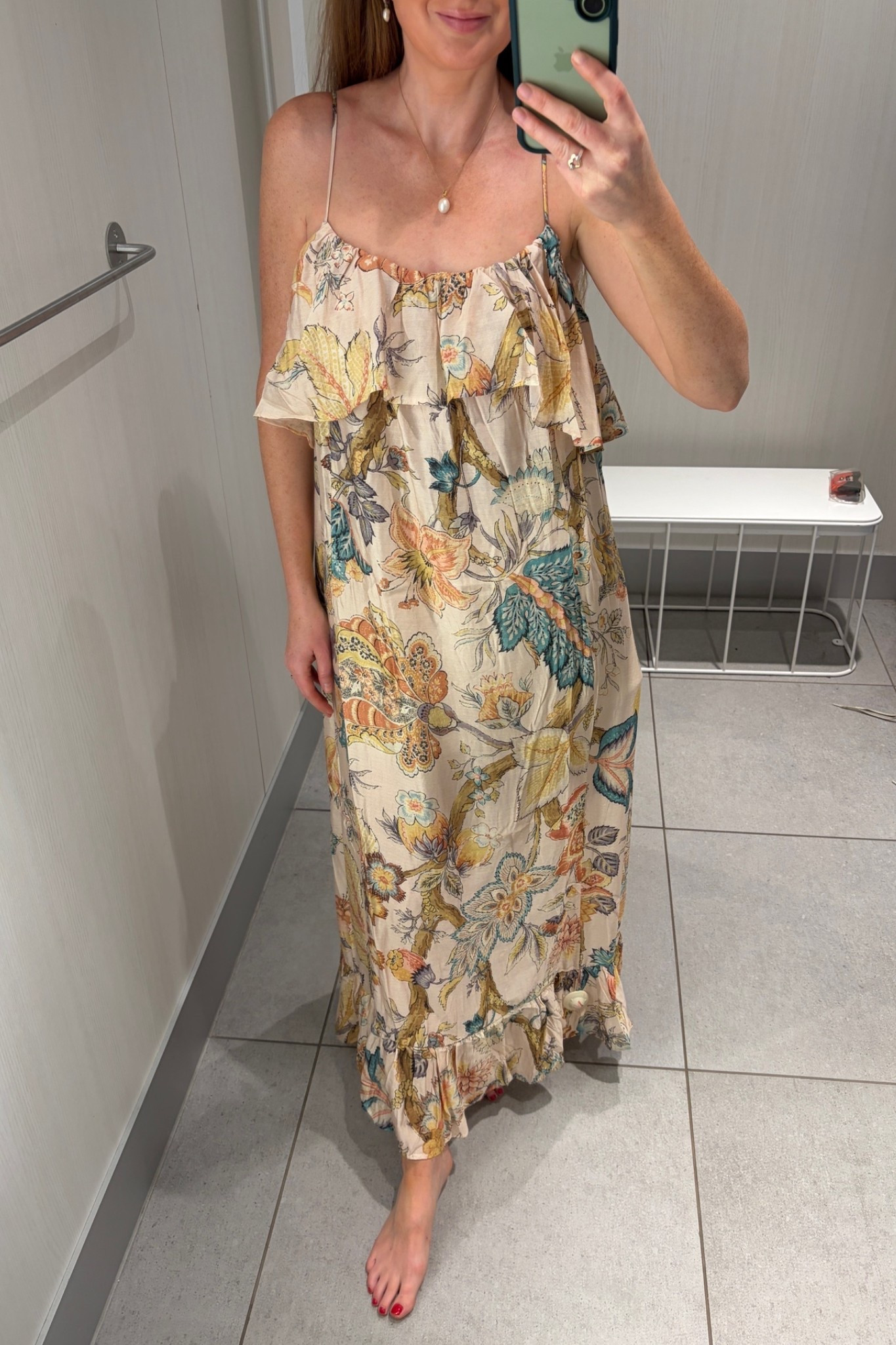NEW IN 🤍 H&M Summer Dress 🌞✨
The dream floaty summer dress 🌸 Perfect as a beach cover up, a chic summer city break outfit, or a gorgeous summer holiday evening dress. Dress it up with sandals and jewellery for dinner, or add a belt for a more fitted look 🤍

Wearing a size Small, but I could also size down to an XS for a slightly more fitted feel.

#LTKsummer #LTKdresses #LTKtravel