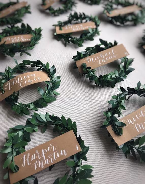 Boxwood Mini Wreath Place Card | Wedding Place Card | Calligraphy Place Card | Dinner Party Place... | Etsy (US)