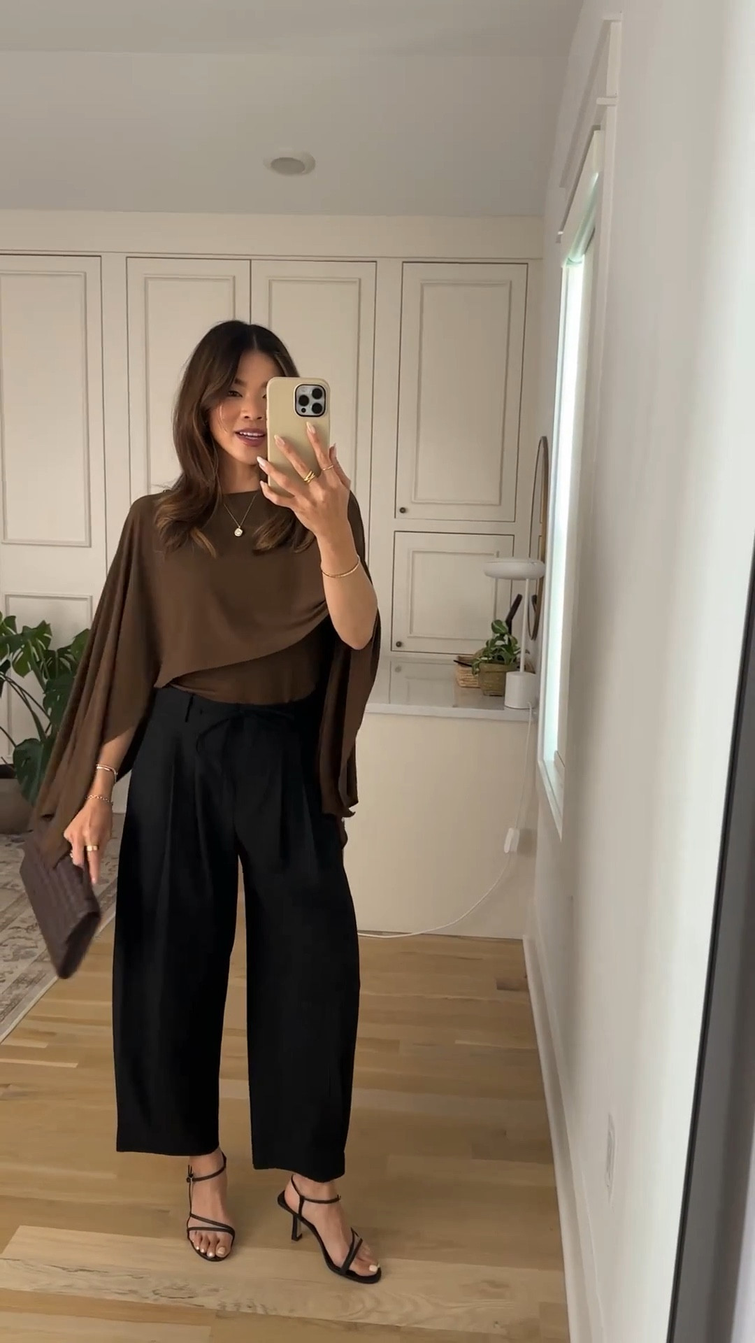 Sizing info:
•Brown top size XS 
•Black cropped pants size 2XS in Black 

petite fashion, get dressed with me, outfit inspiration, ootd, nashville outfit, Nashville influencer, petite style, vacation style, casual outfits, mom style, petite pants, spring outfits, spring outfit info, spring pants, spring outfit idea, spring top, spring bag, spring tank, spring shoes, summer pants, petite pants, cropped pants, aritzia pants, cape top 

 @Aritzia 

#LTKSeasonal #LTKootd #LTKPetite