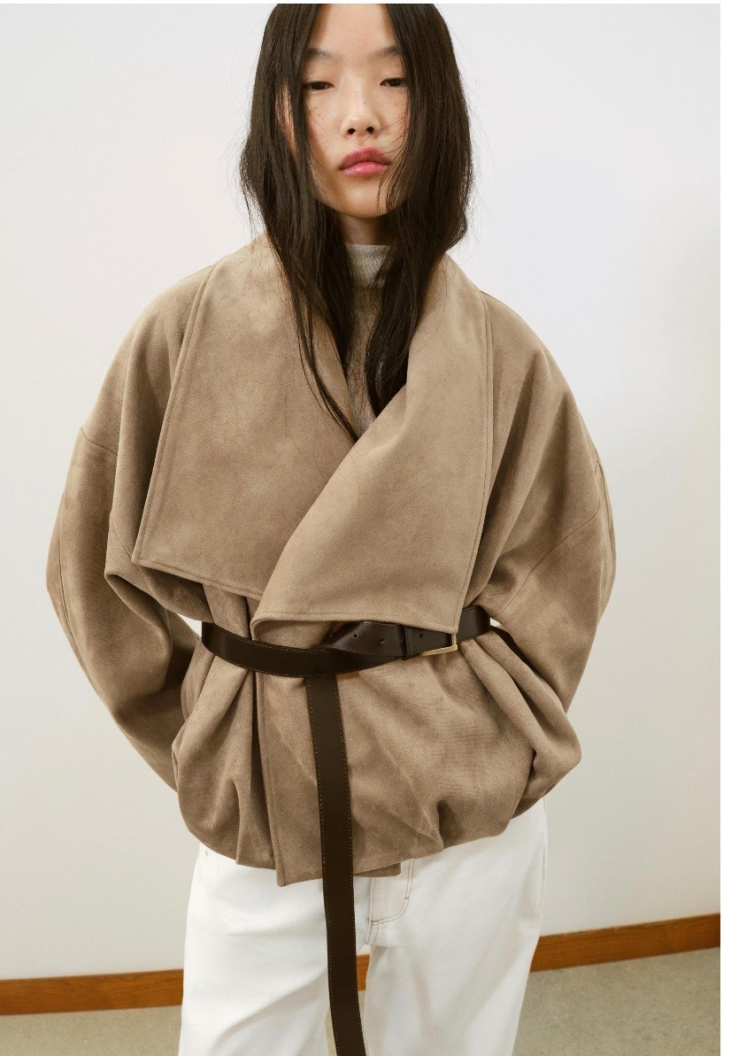 statement coat

#LTKWorkwear #LTKdayinmylife #LTKOver40