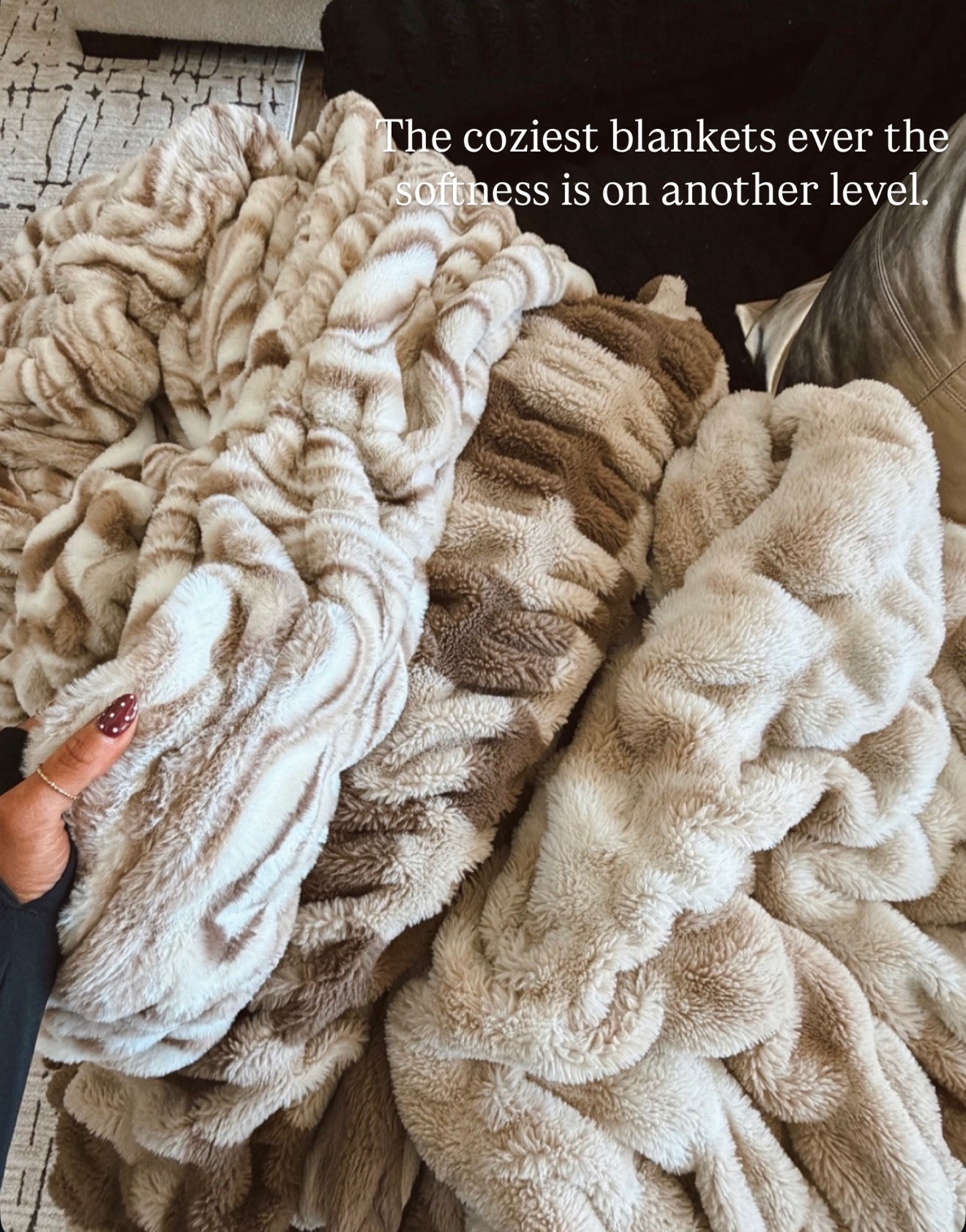 The softest blankets to ever exist

#LTKCyberWeek #LTKGiftGuide #LTKHoliday