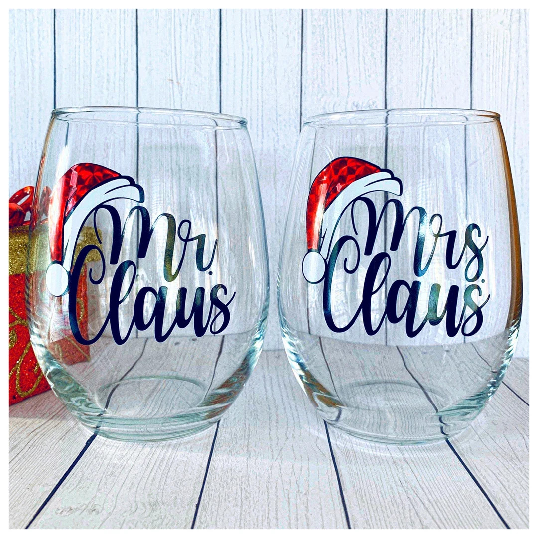Mr. and Mrs. Claus Stemless Wine Glass Set Mr and Mrs. - Etsy | Etsy (US)