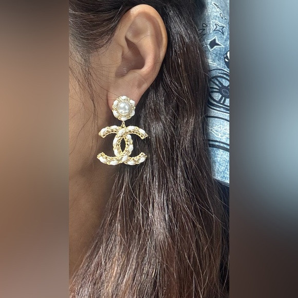 CC CHANEL Fashion Gold and Pearl Earrings | Poshmark
