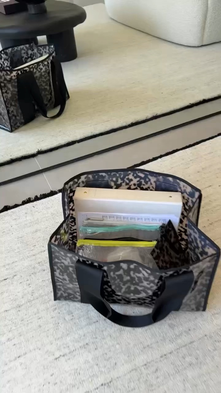 This bag is perfect! It has space and the structure is great!! 
summer outfit, mom outfit, fashion, ootd, trendy, summer finds, outfit inspo, mom life, over 40 fashion, what to wear, easy outfit

#LTKmomlife #LTKHome #LTKdayinmylife