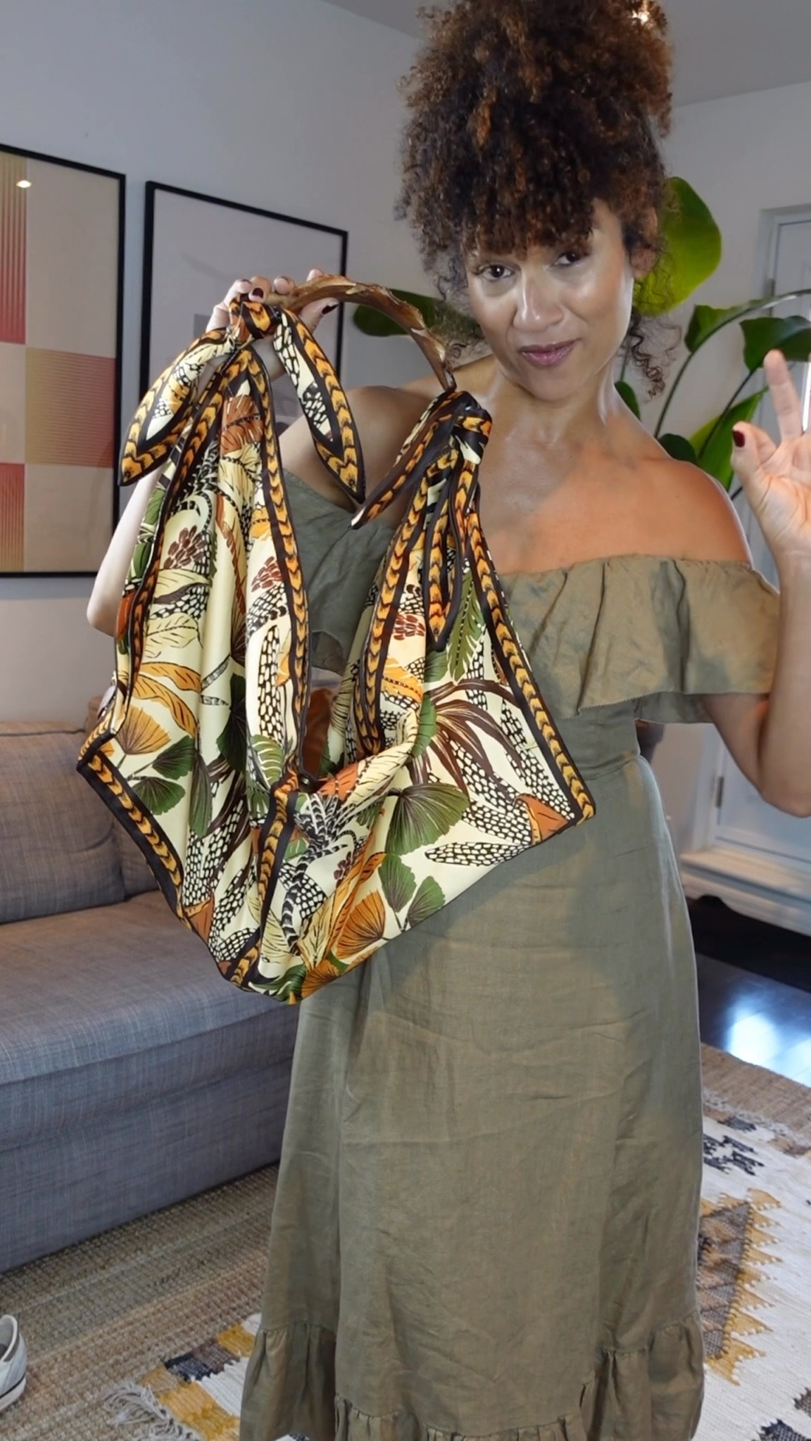 #FarmRio #Bags #AccessoryShopping One of my absolute faves and it’s 30% OFF 💛