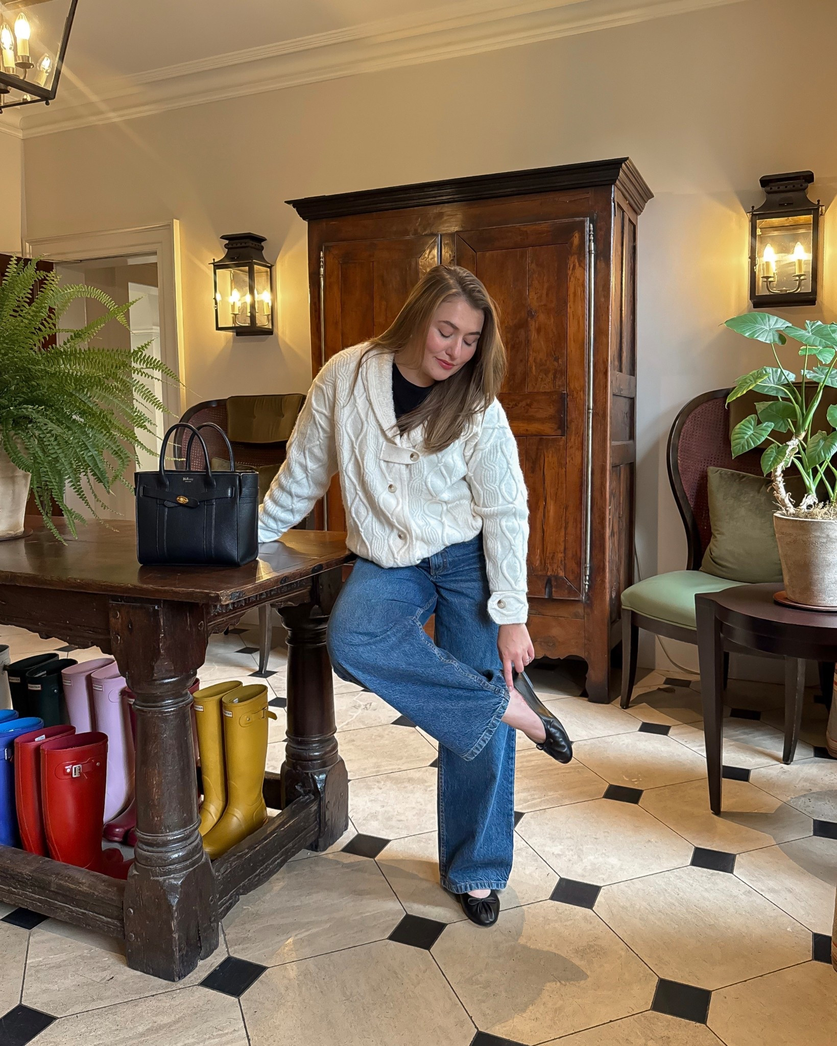 Cable knit cardigan 

#LTKautumn #LTKwinter