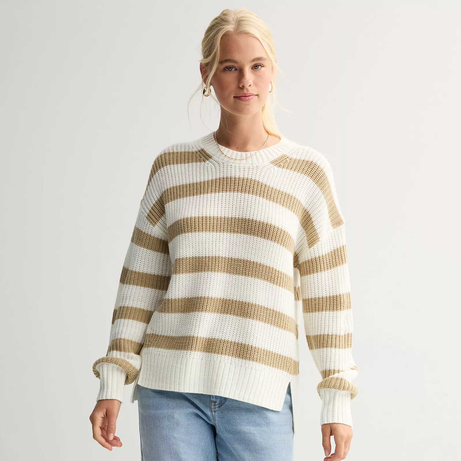 Juniors' SO® Essential Crewneck Pullover Sweater | Kohl's