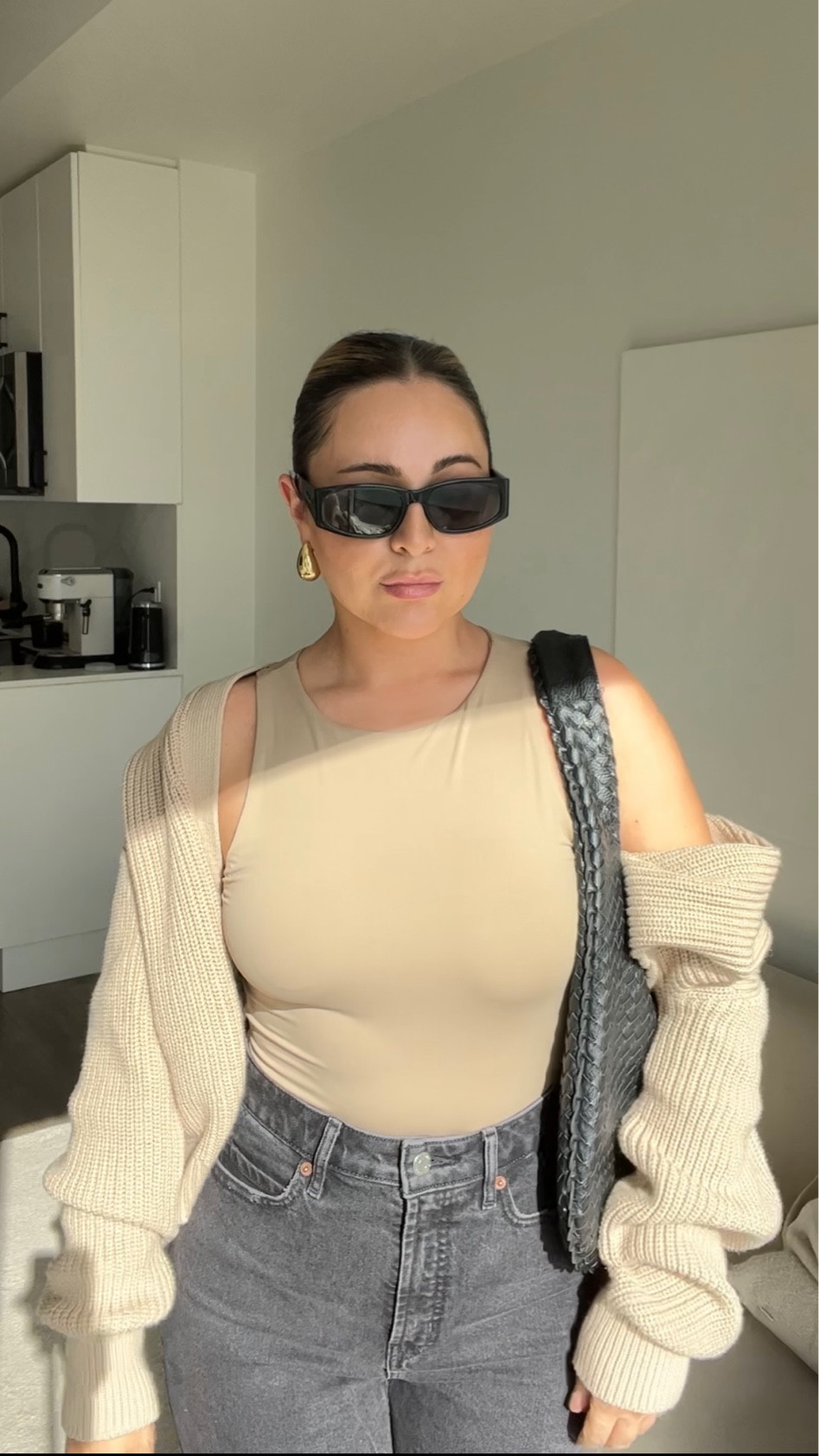 Minimal fall look 🤎🍂 

#LTKSeasonal #LTKGiftGuide #LTKfindsunder100