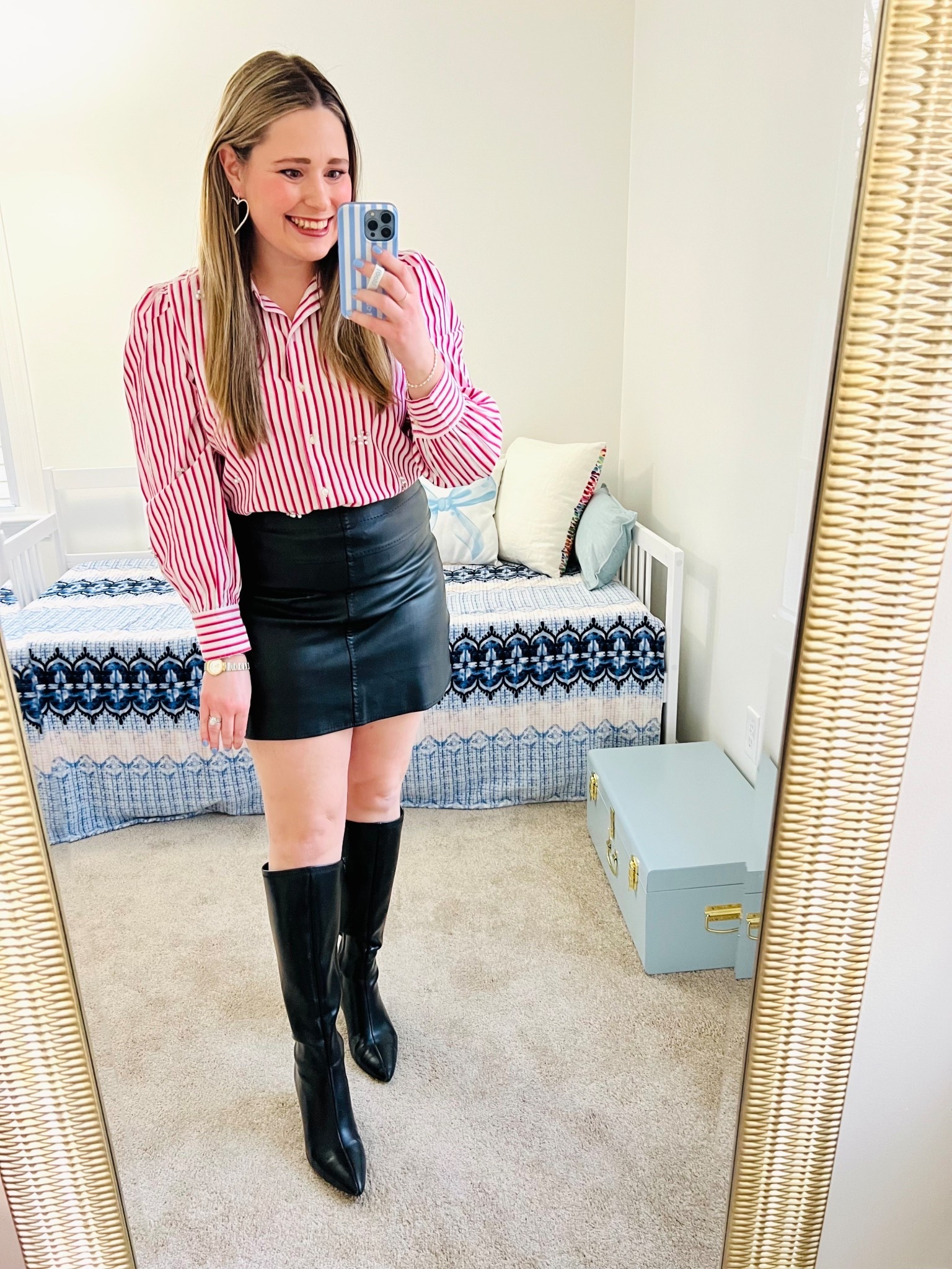 Valentine’s Outfit || Date Night Outfit || Leather Skirt 

#LTKootd