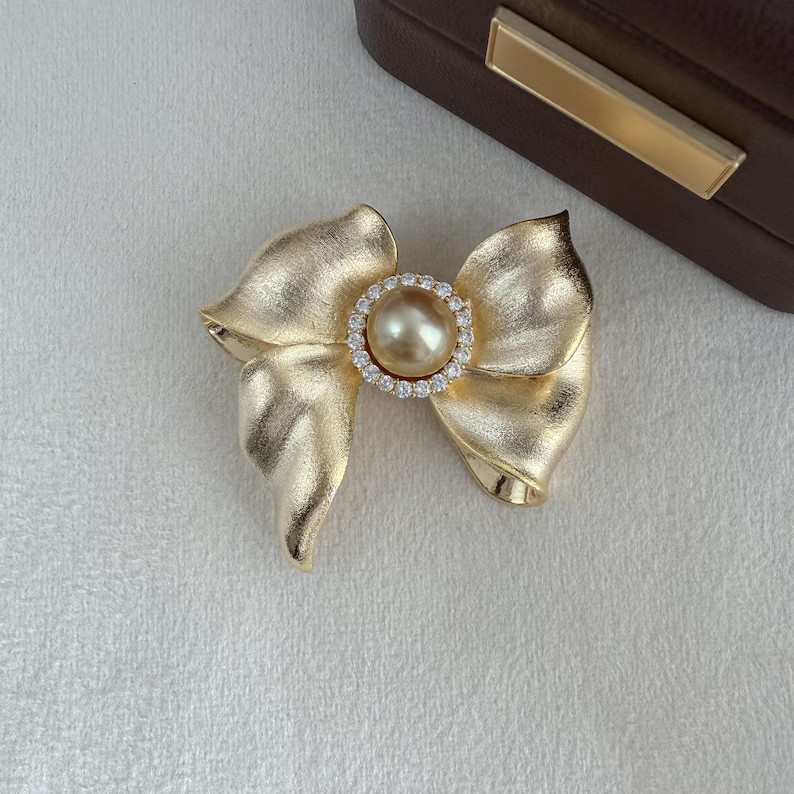 10mm South Sea Golden Pearl Bow Brooch, 18K Gold Plated Zircon Statement Jewelry | Etsy (Global)
