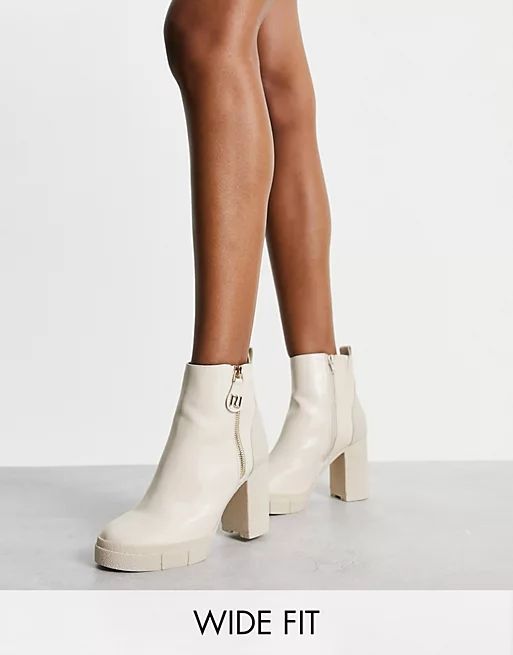 River Island Wide Fit side zip heeled boot in cream | ASOS (Global)