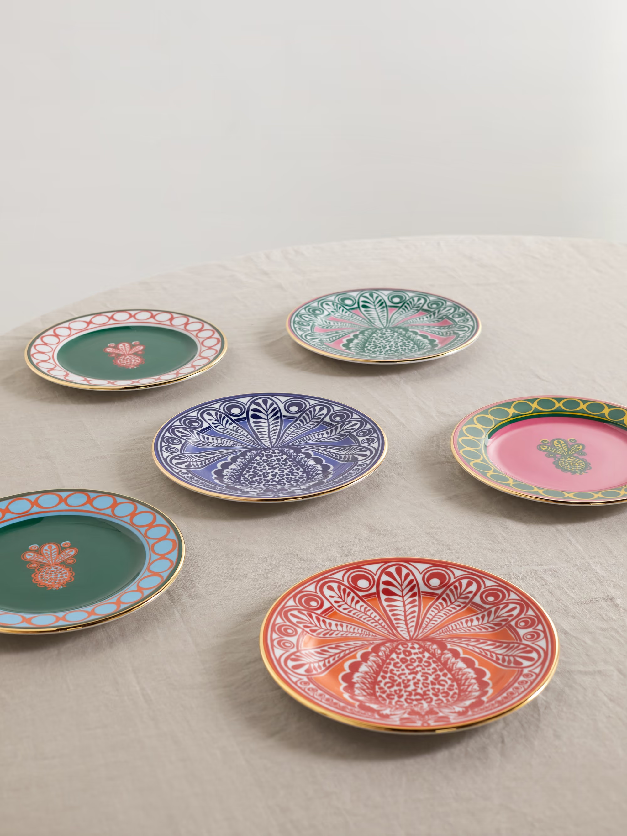 Set of six gold-plated porcelain dessert plates | NET-A-PORTER (US)