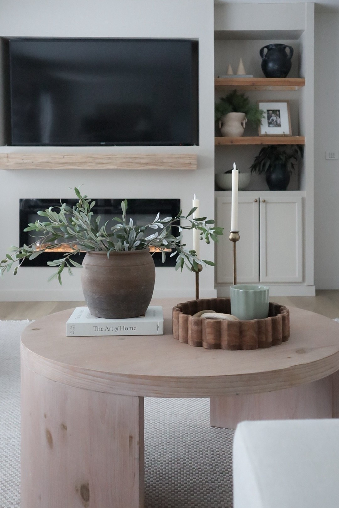 Modern and earthy coffee table decor to transition into spring 

#LTKHome #LTKFindsUnder100 #LTKFindsUnder50