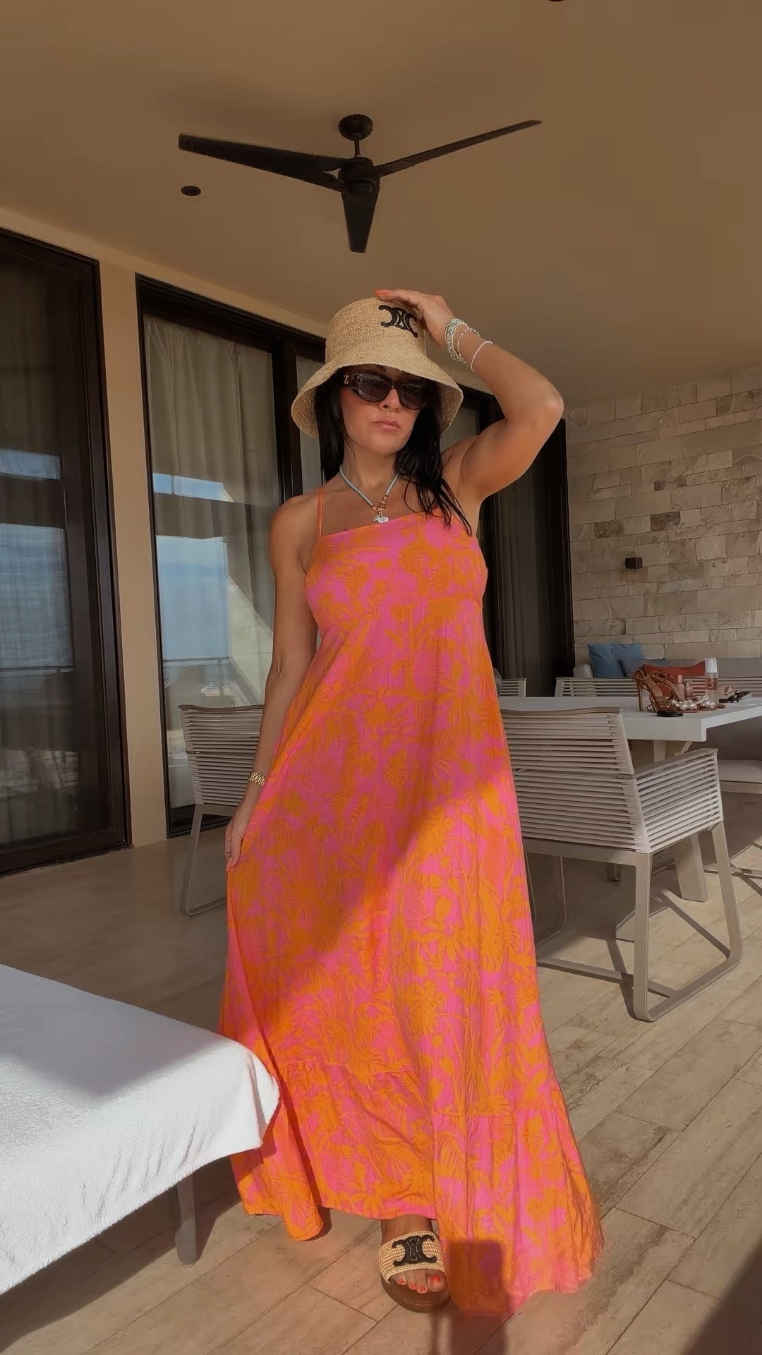 Today’s breakfast look in Cabo!

Wearing size small
5’2/130 lbs/34 DD/25” waist