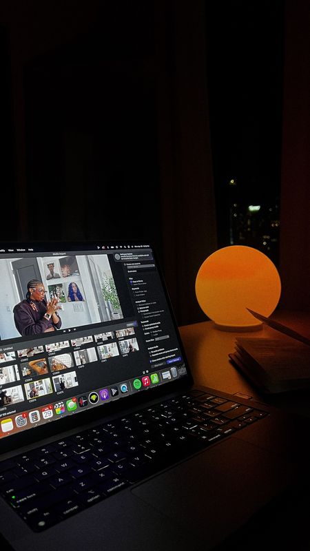 late night vlog editing with my new globe lamp for my desk 🤩


#LTKHome