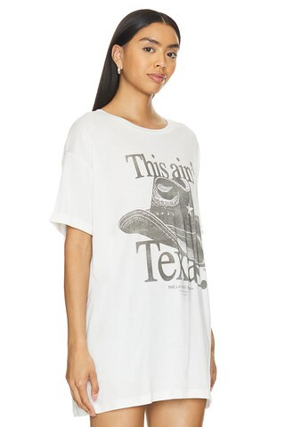 This Ain't Texas Oversized Tee in White | Revolve Clothing (Global)