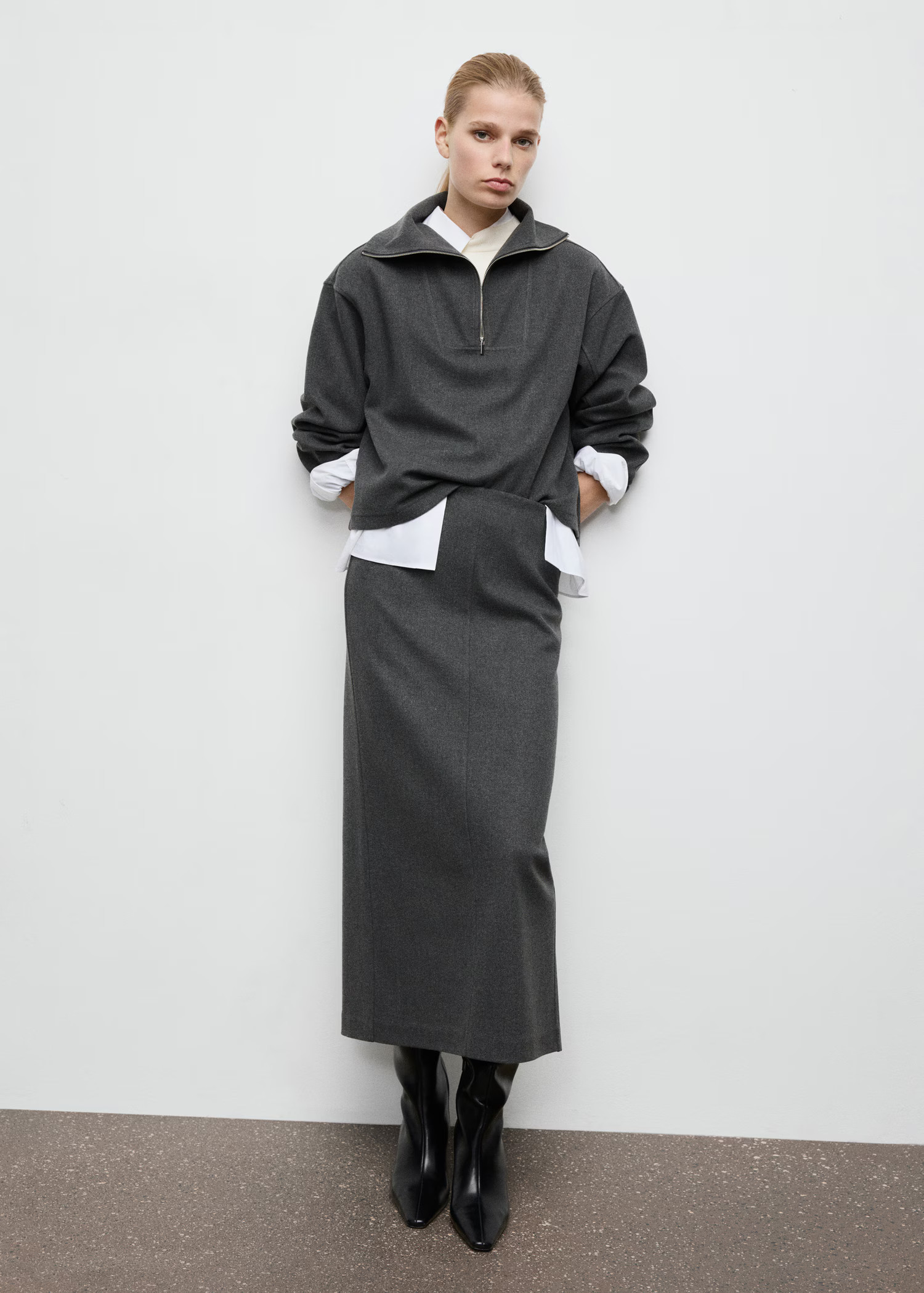 Turtleneck sweatshirt with zip - Women | MANGO United Kingdom | MANGO (UK)