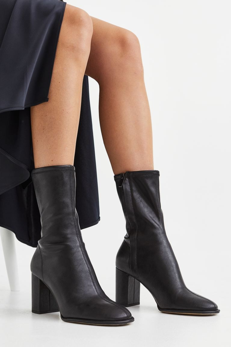 Boots mit Absatz | H&M (DE, AT, CH, NL, FI)