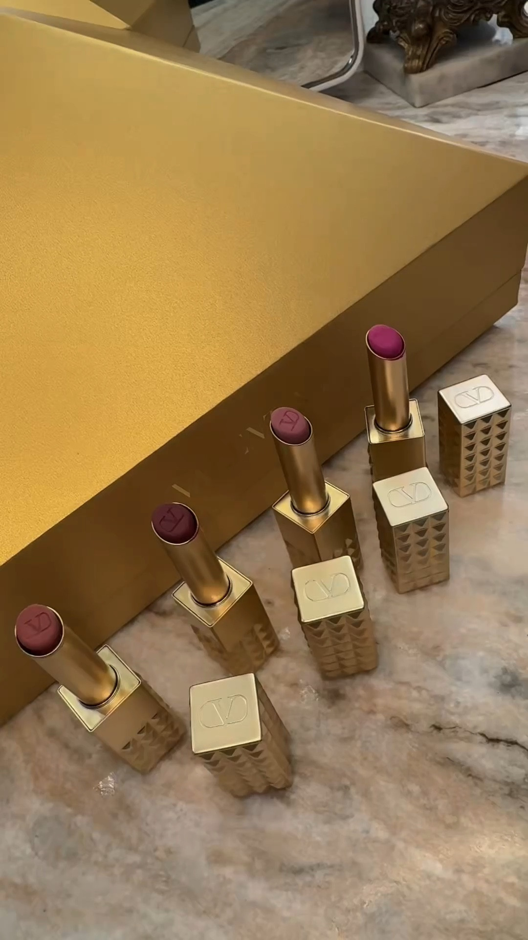 You know we love buttery matte  lipsticks! ✨ The Spike Valentino lippies are non-drying  perfect addition to your fall beauty routine!

The colors I watched in order are pink is punk, it’s Valentino baby, strike a pose, and Couture in the streets!



#LTKOver40 #LTKBeauty #LTKFindsUnder50