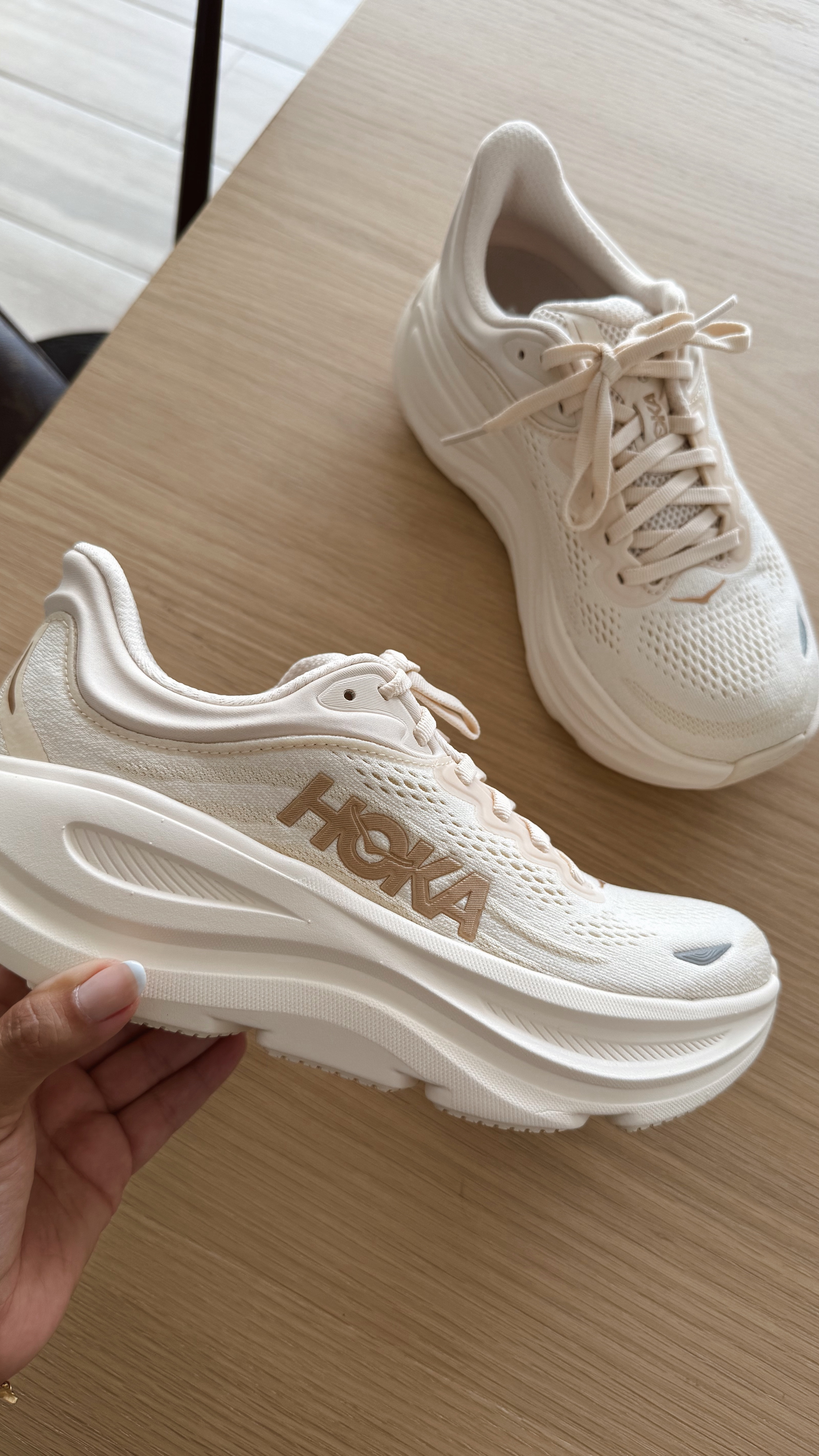 Found the COMFIEST sneakers for my morning walks 👟 ☁️ these feel like a CLOUD! 10/10

#hoka #sneakers #athleisure #walkingshoes #shoes #neutralsneakers

#LTKShoeCrush #LTKActive #LTKWatchNow