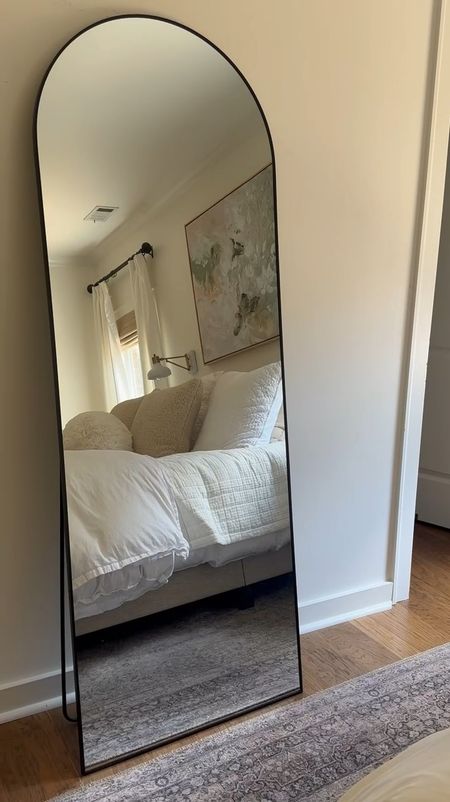 bestselling amazon arched mirror!! it’s definitely a must have

#LTKHome #LTKVideo #LTKStyleTip