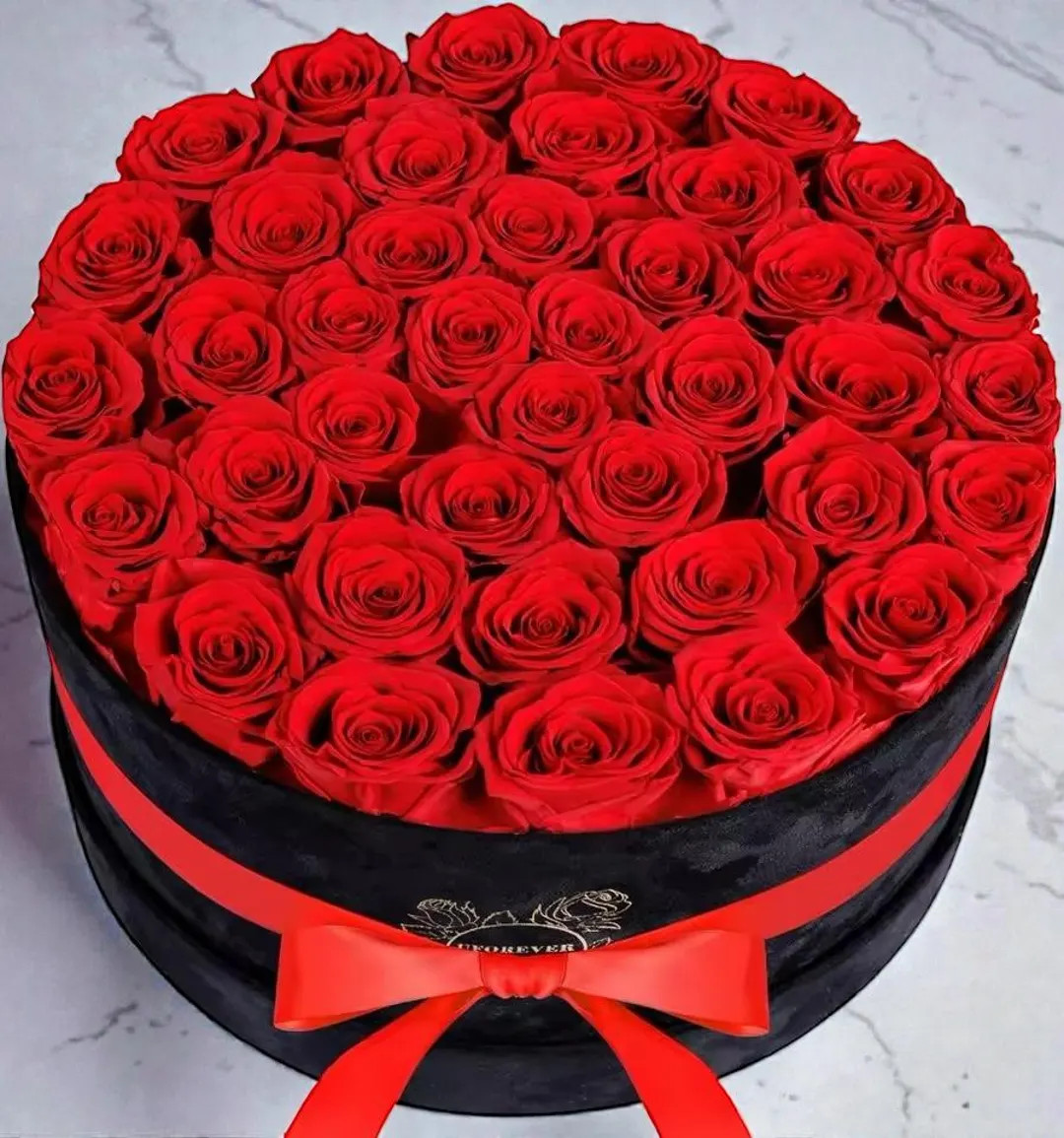 Preserved Red Roses in Round Box, Forever Flower Arrangement - Etsy | Etsy (US)
