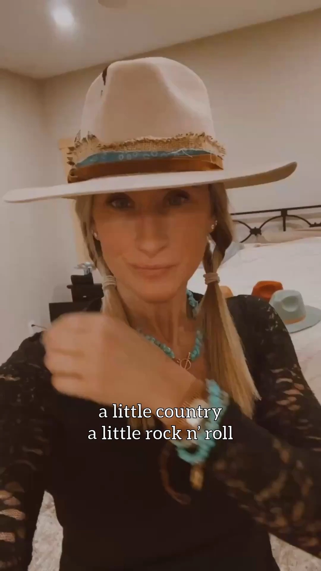 a little county
a little rock n’ roll

this outfit is the perfect blend for any of those summer country concerts or festivals you have lined up 🎸🤘🏻🤠

#LTKootd #LTKSeasonal #LTKFestival