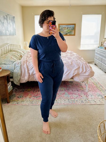 Runs TTS. I’m wearing a large comfortably to fit my hips (size 12/14 jeans) 


Travel Outfit, Spring outfit, romper, casual outfit, 

#LTKfindsunder50 #LTKtravel #LTKmidsize
