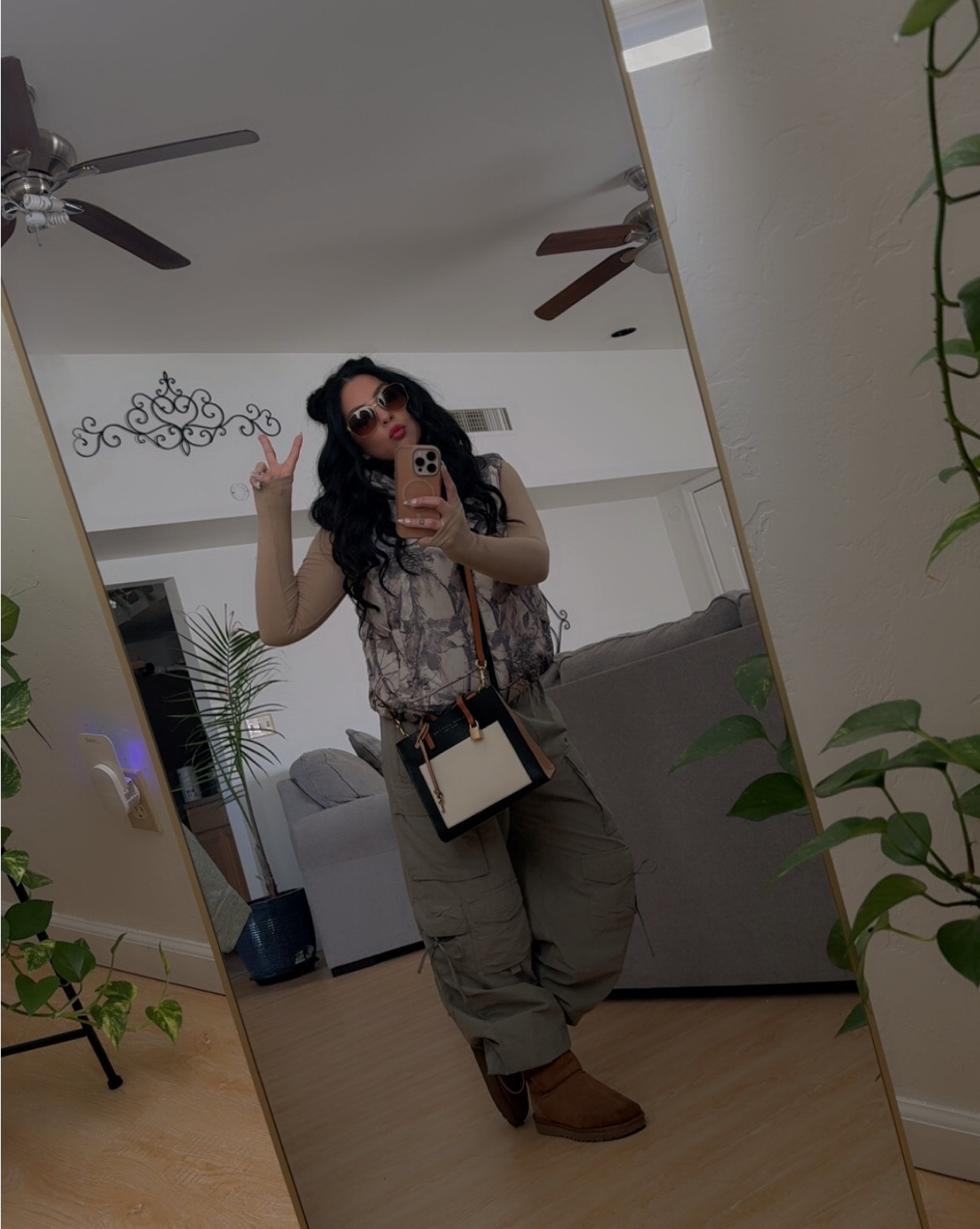 From casual day out to a style up for dinner..with just shoe change & quick DIY crop 🙌🏼😎

#LTKOver40 #LTKmomlife #LTKootd