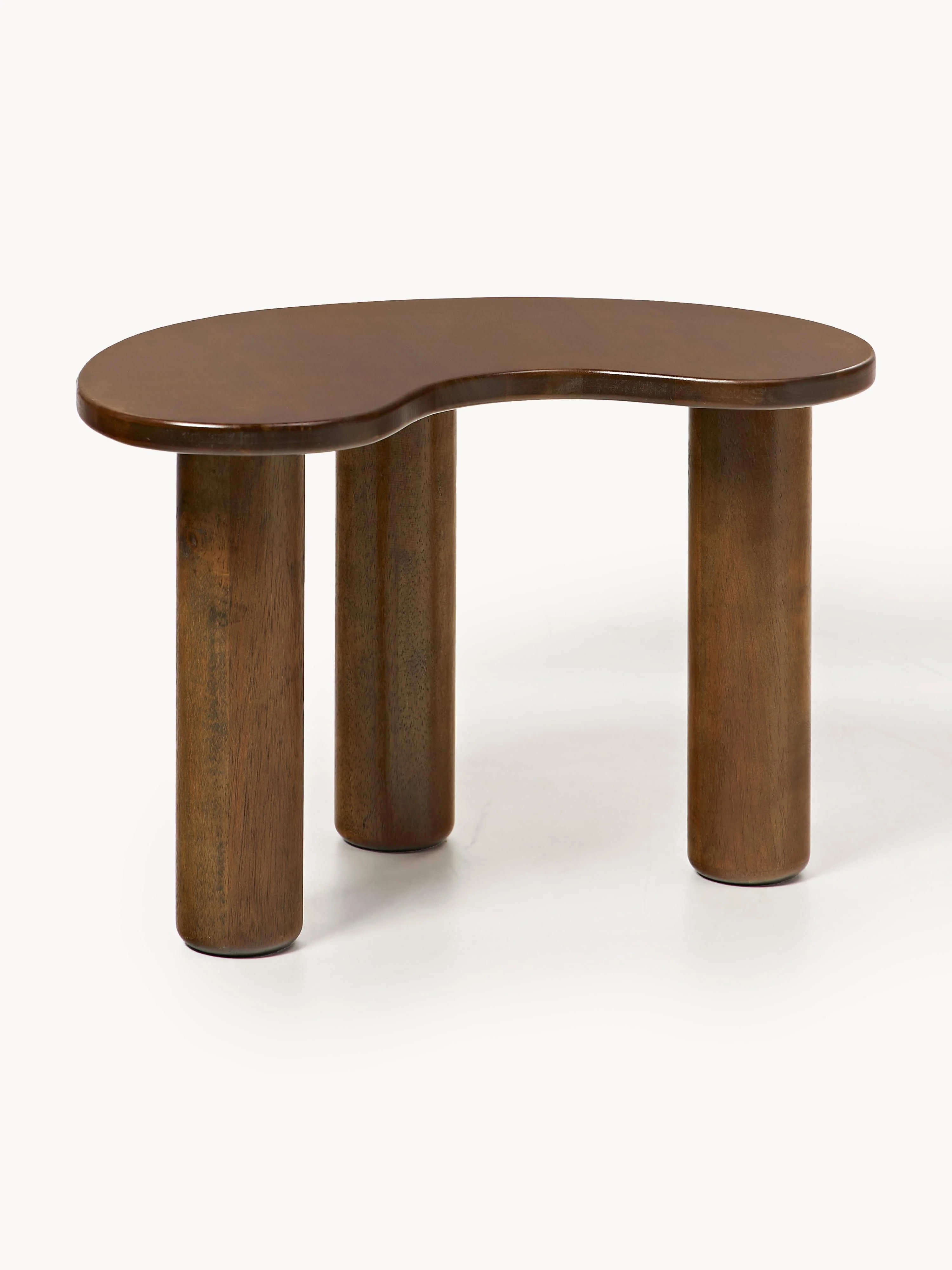 Table basse en bois d'hévéa de forme organique Luppa | Westwing EU