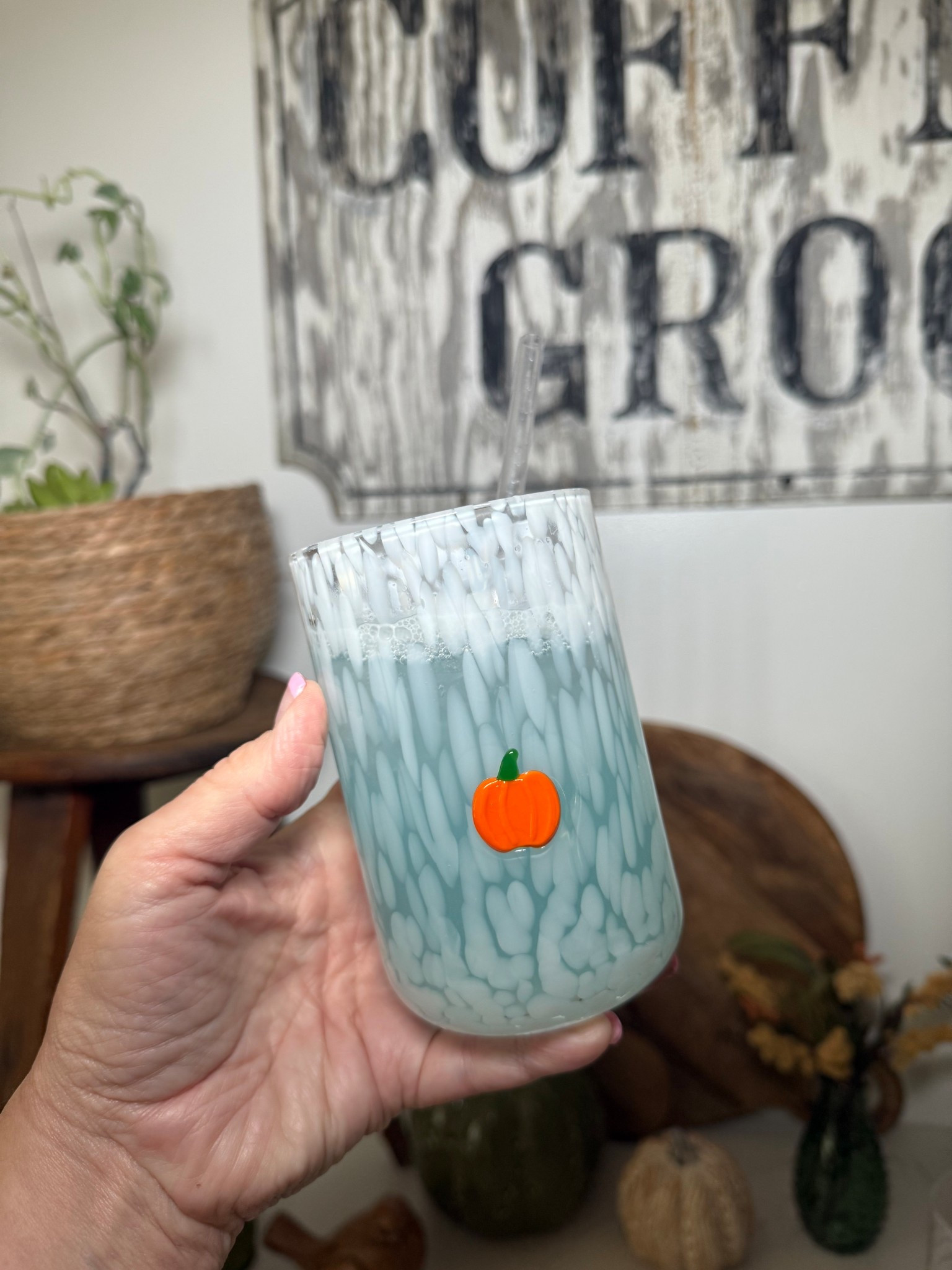 ✨Sip in fall style ✨ These hand-blown look pumpkin glass cups are the perfect mix of festive + functional. I’m obsessed with the subtle texture and the little pop of pumpkin—it’s giving cozy autumn vibes with every sip 🍂🎃🍷

#LTKHome #LTKSaleAlert #LTKSeasonal