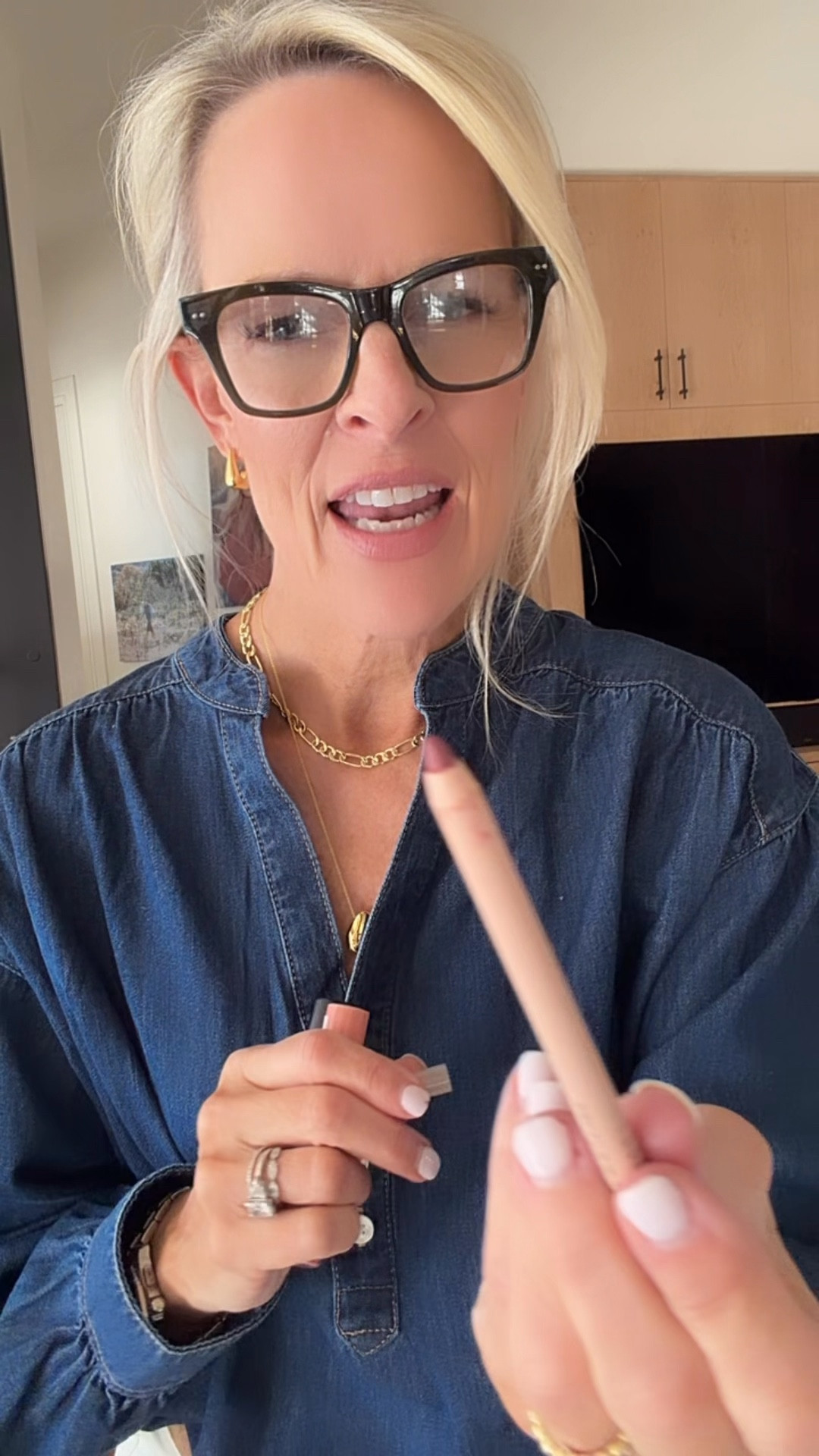 Sharing some of my makeup routine. Obsessed with this new lip liner from. @DIBS Beauty !!! 

No pressure lip liner 
My color - XOXO 

Lipstick color - honey love 

#LTKOver40 #LTKselfcare #LTKBeauty