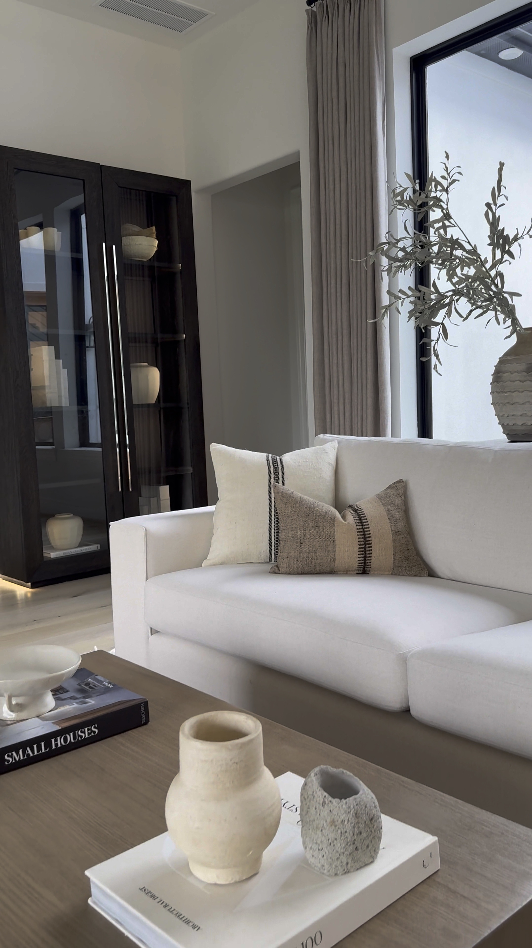 If you love modern organic, you’ll love these pieces 🫶🏽 Shop below! 😊

#LTKHome #LTKStyleTip #LTKSaleAlert