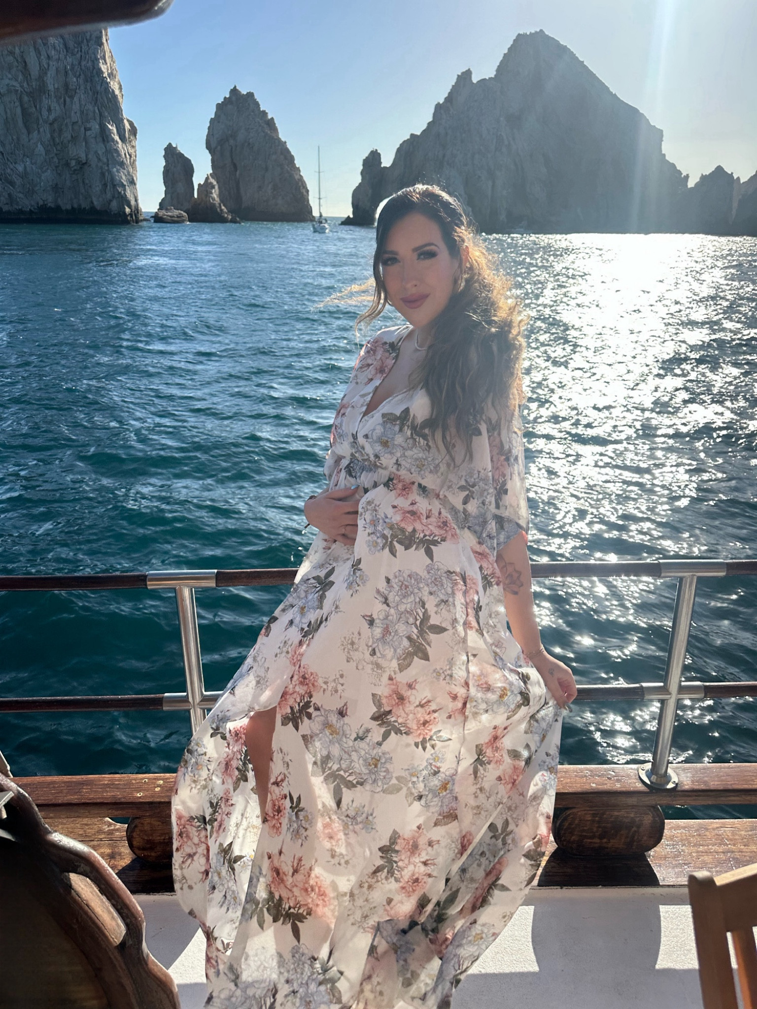 On a boat 🛥️ 

#LTKtravel #LTKbaby #LTKbump