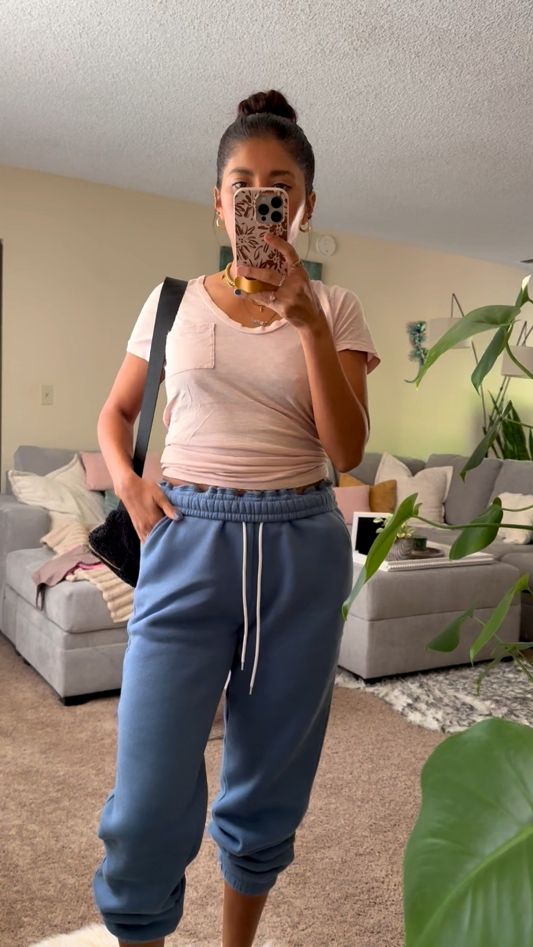 Cozy season in full effect 🍂 My go-to sweatshirt + jogger set for ultimate comfort and chill vibes. The softest fabric, perfect fit, and all-day coziness — this set is everything! Style it up with sneakers and a crossbody for an effortless look. 🩶 #OOTD #LTKStyle


cozy outfit, jogger set, fall loungewear, comfy outfit, matching set, casual chic, neutral outfit, cozy vibes, sweatshirt and joggers, athleisure look, weekend style, travel outfit, everyday essentials, LTK fashion, comfy fall outfit

#LTKSeasonal #LTKFindsUnder50 #LTKStyleTip