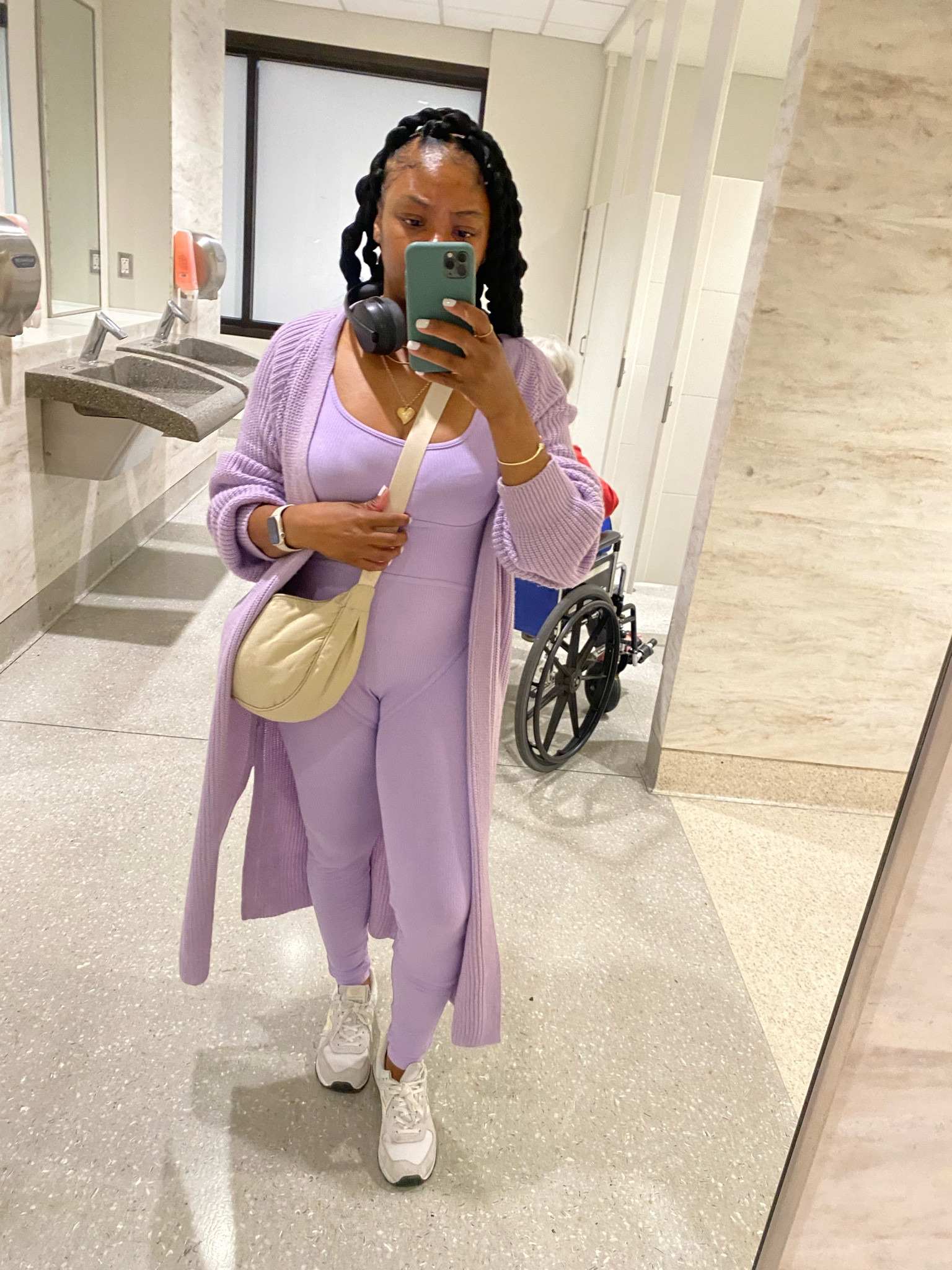 Airport outfit

#LTKstyletip #LTKtravel #LTKfindsunder50