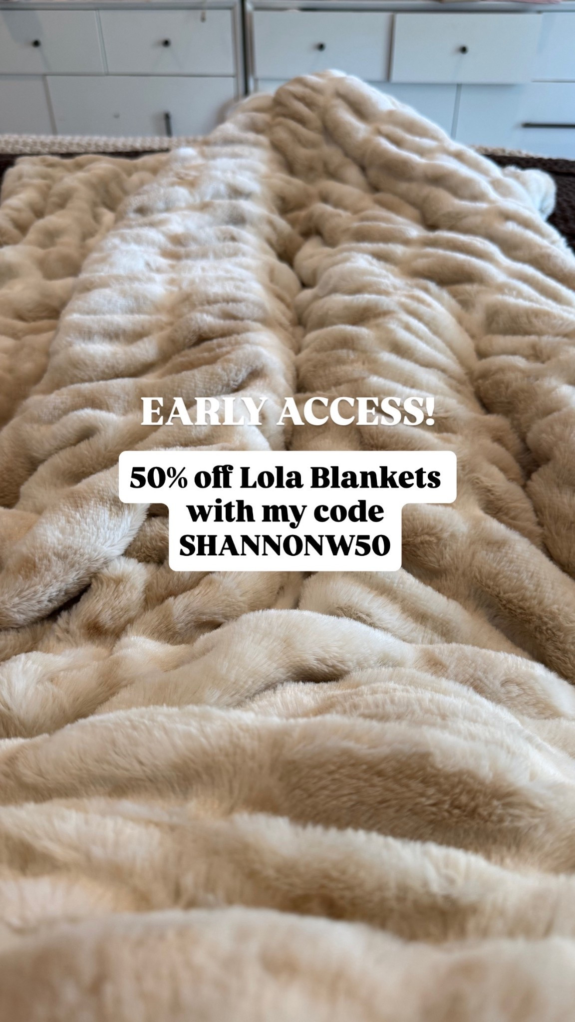 HIGH SELL OUT RISK! Early access to 50% off Lola Blankets with my code SHANNONW50! Don’t wait! These blankets are the softest most delicious yummiest ever! 

#LTKSaleAlert #LTKHome #LTKMothersDay