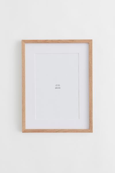 Wooden frame with plastic glazing. MDF back with metal hangers. Screws not included.CompositionMa... | H&M (US)