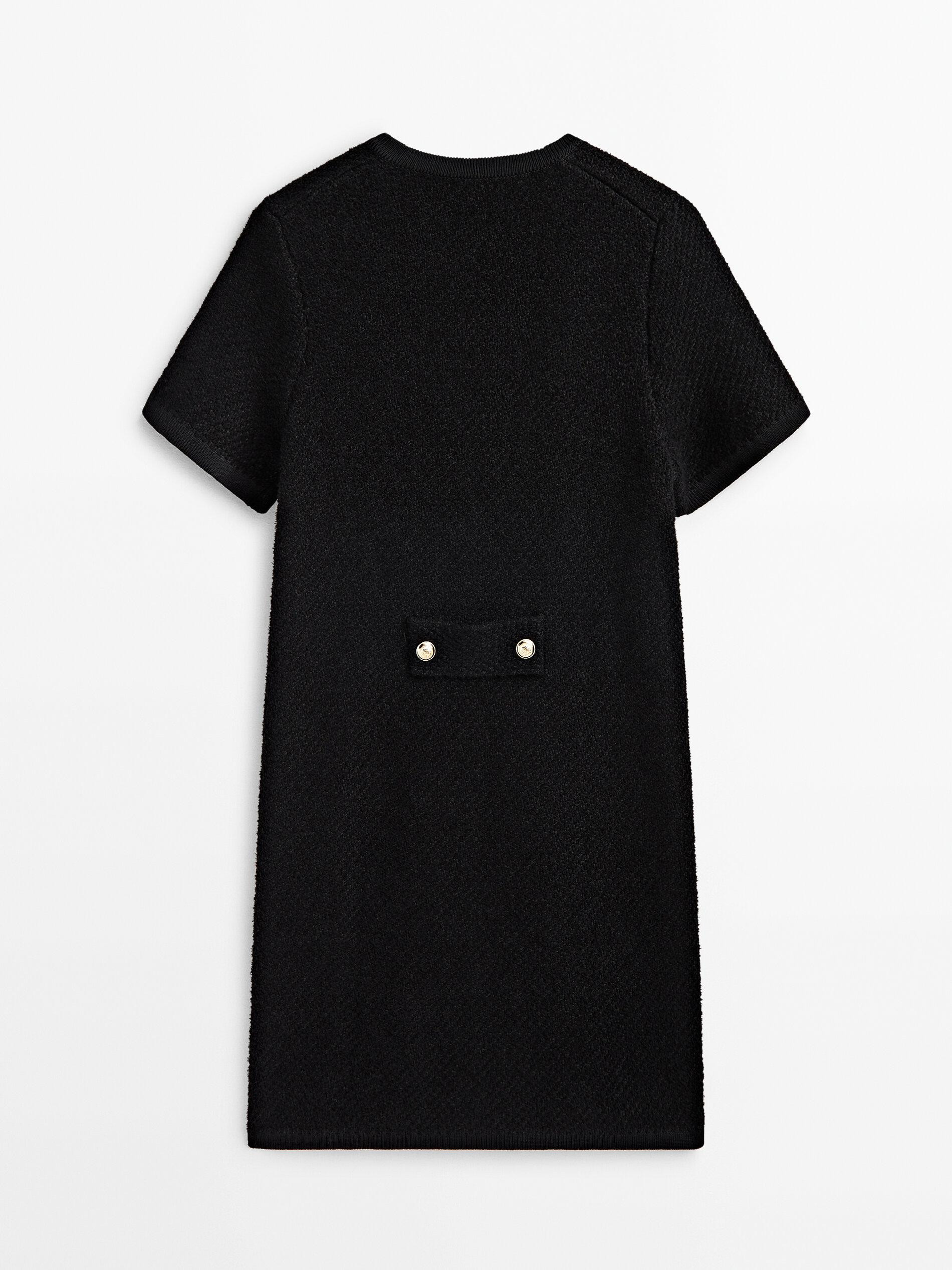 Mini-Strickkleid im Bouclé-Fit mit Knöpfen | Massimo Dutti DE
