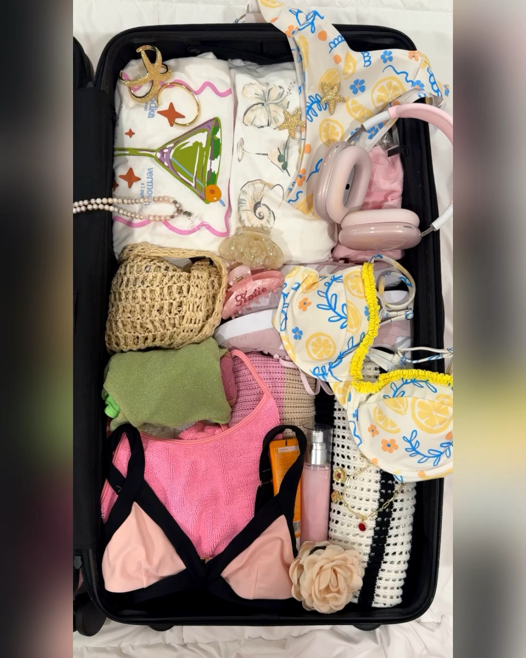 Future tan courtesy of Honolulu ☀️💛🥥👙 Pack with me using the @calpak Hue Trunk & Packing Cubes!! These are my ride or die for traveling organized. The trunk is extra deep & can fit all my things while the cute packing cubes keep everything in its place + they make unpacking a breeze. Off to Hawaii 🌺 #CalpakPartner 


#LTKTravel #LTKStyleTip