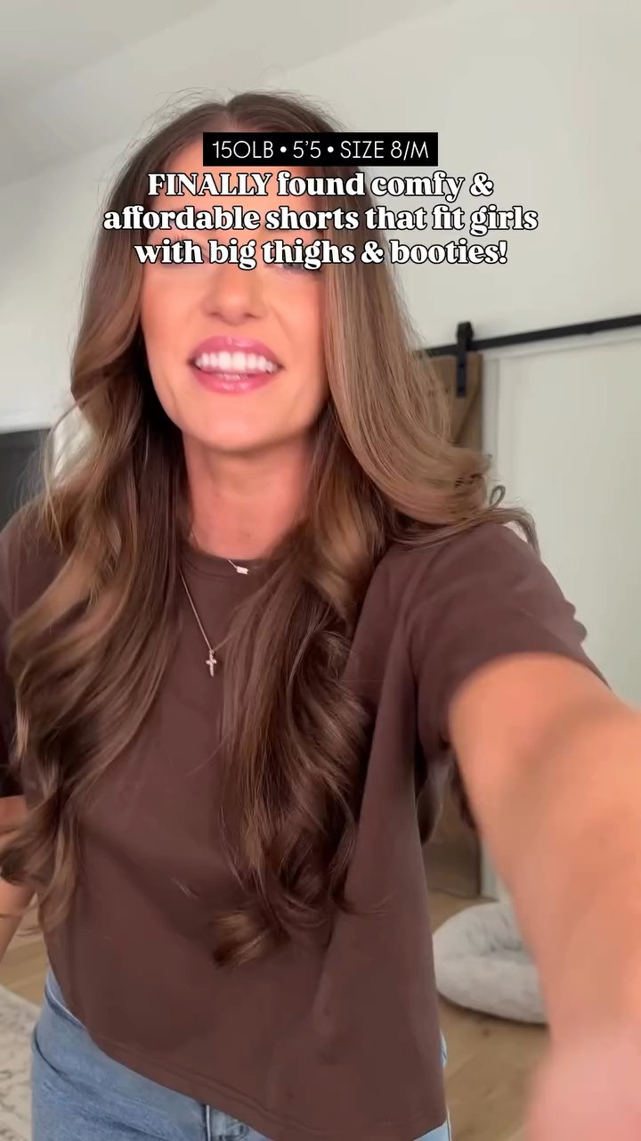 The comfiest denim shorts. So stretchy + curve friendly. I’m a true size 8, 150lb, & 5’5. My waist is 29” at smallest part & my hips are 40” at widest part. 💗 Sized up 1 to the LARGE for a perfect fit (4" inseam). *medium blue-10* is the color.  

 #LTKdayinmylife #LTKgrwm #LTKootd