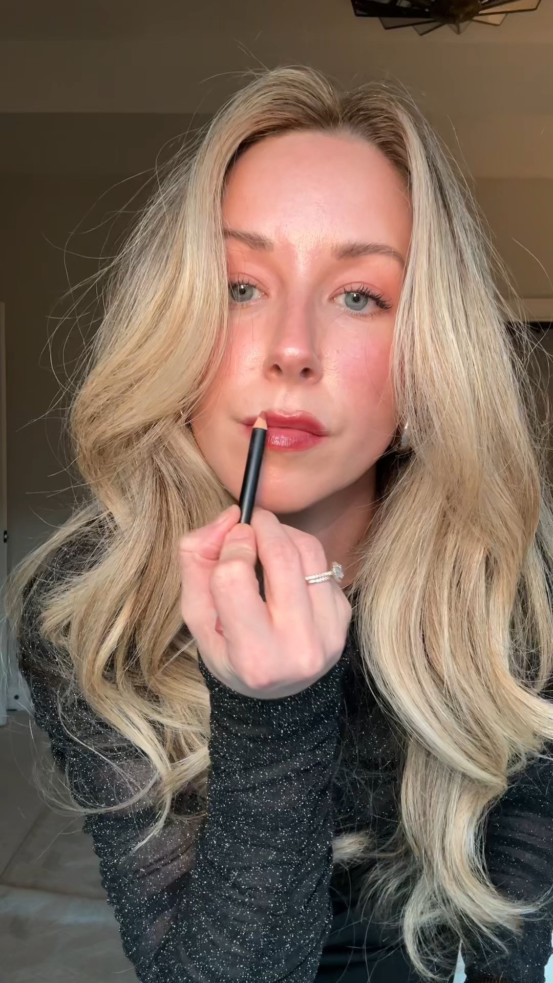 Can’t get enough of this lip combo recently ♥️ 

Lip Stain: Cocoa 
YSL Candy Glaze: shade 02
NARS Liner: Vence
Makeup by Mario Liner: Chris 



#LTKBeauty #LTKHoliday #LTKGiftGuide