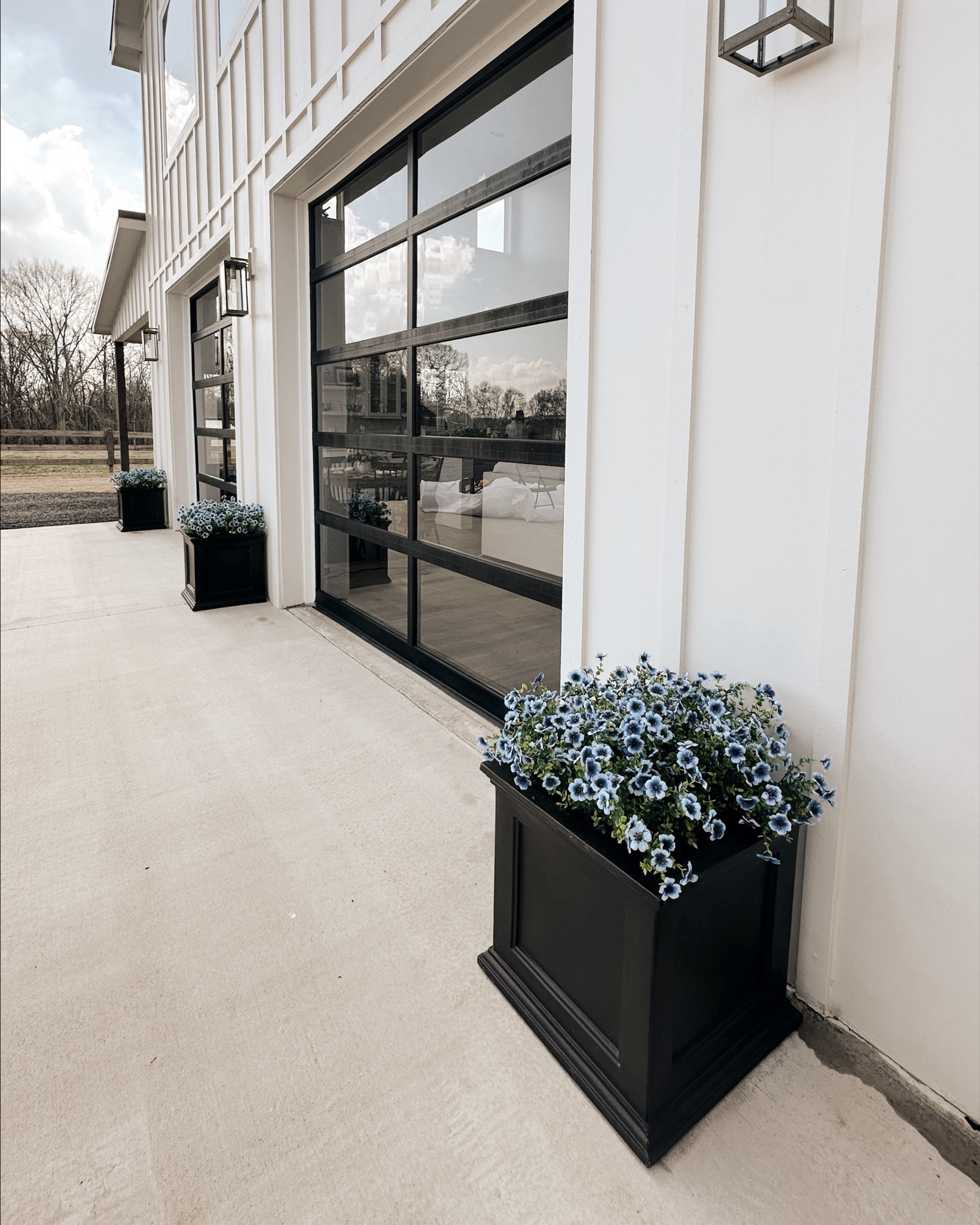 spring home refresh 🦋🩵
these are the most durable outdoor faux flowers. I used 16 stems per flower pot for reference!

#LTKspring #LTKHome #LTKSpringSale