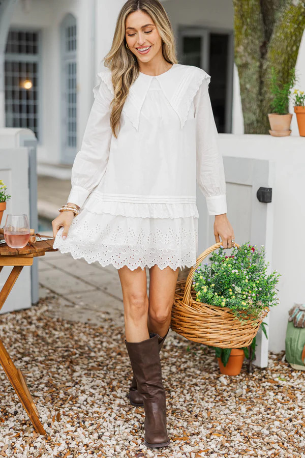 Sweet Silhouette White Eyelet Dress | The Mint Julep Boutique