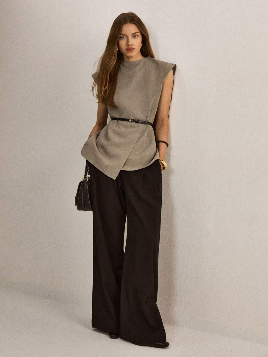 ATUI Studio Women's Solid Color Sleeveless Asymmetrical Hem Fashionable Commuter Top, Minimalism ... | SHEIN