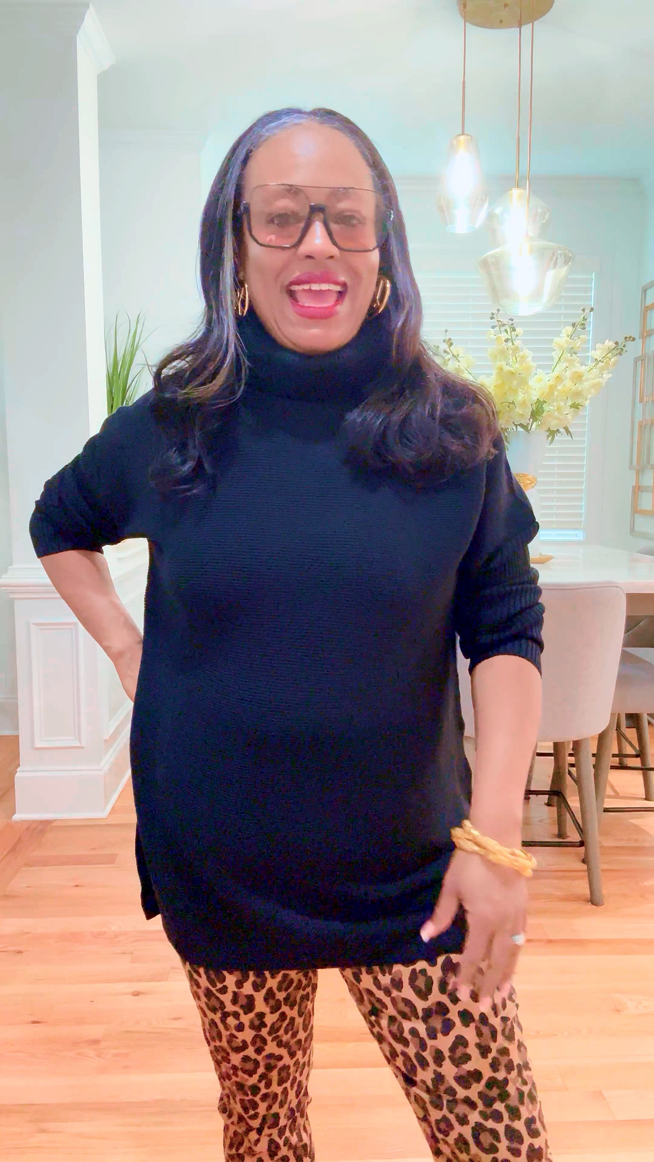 Amazon Must Have Fall Outfit-

Turtle tunic, leopard pants and Mary Jane’s for the win!!

Top and pants come in multiple colors and sizes. I’m 5”3 165
The top I have on is medium and it’s oversized. The pants are a 10 short. Enjoy!😘

#LTKSeasonal #LTKOver40 #LTKFindsUnder50