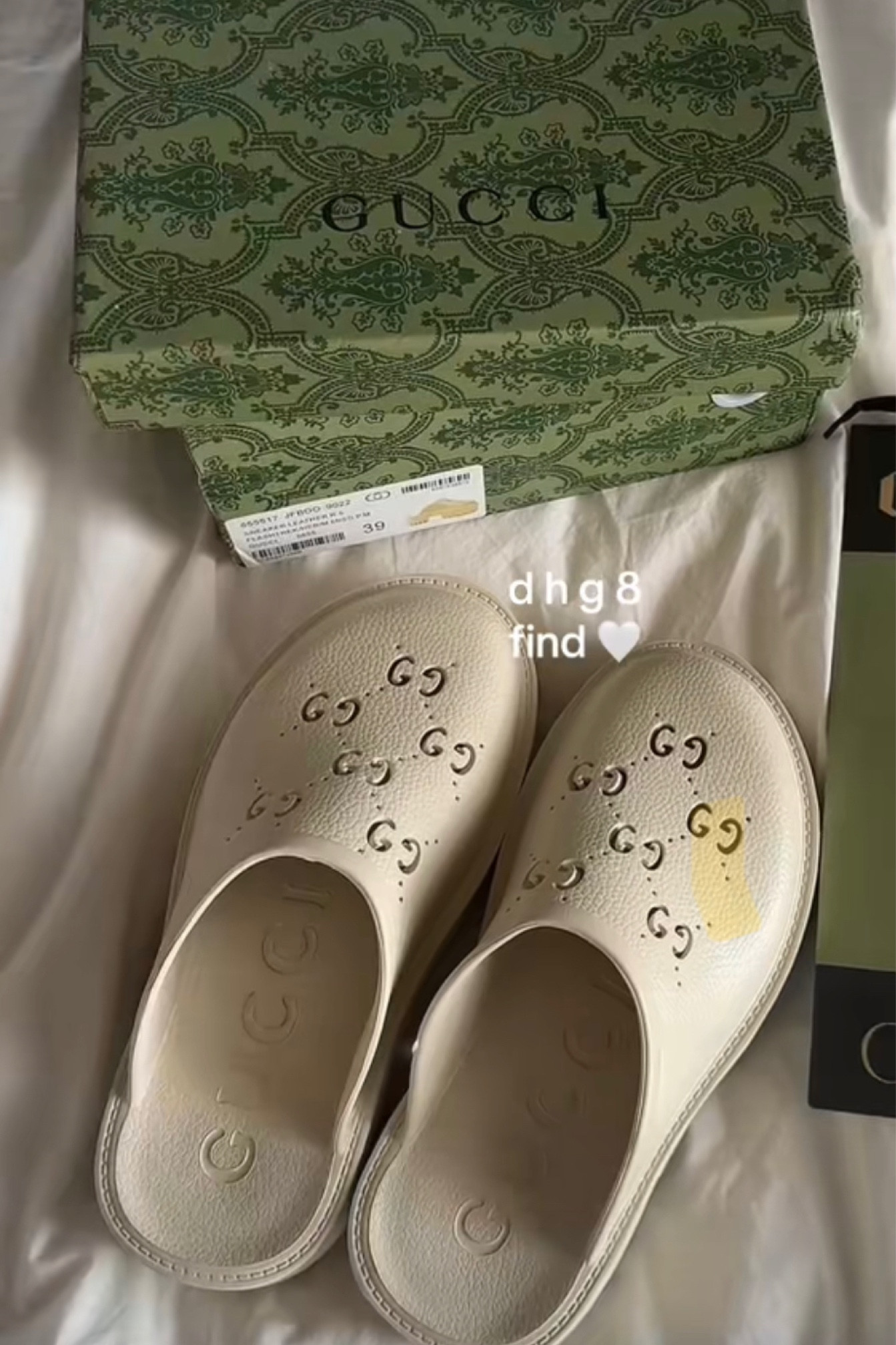 Gucci slides 

#LTKunder100 #LTKshoecrush