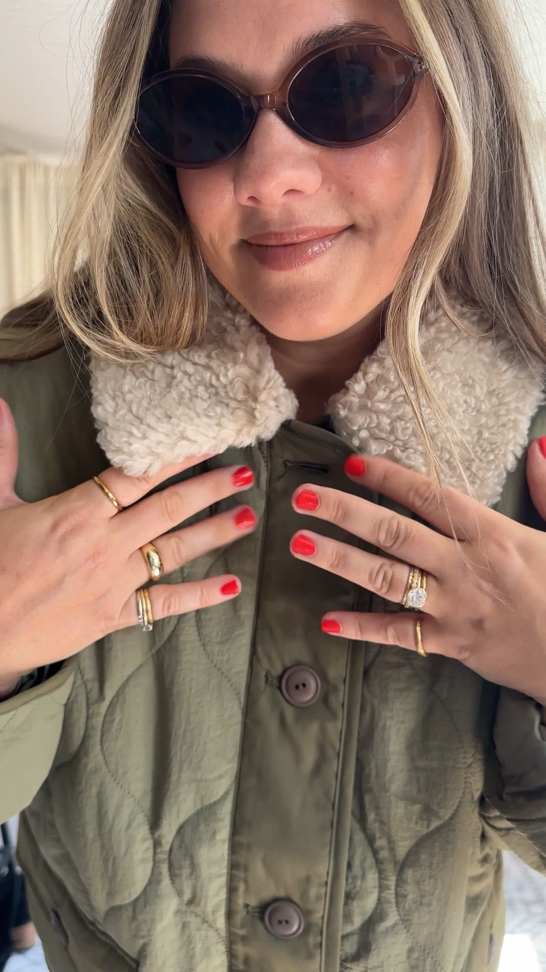 Old navy quilted liner jacket

I usually wear large in coats ( this is a large) but it runs roomy. I think my normal size medium could have worked. 

Levis
Buck mason
Sezane boots



#LTKFindsUnder100 #LTKSeasonal #LTKPetite